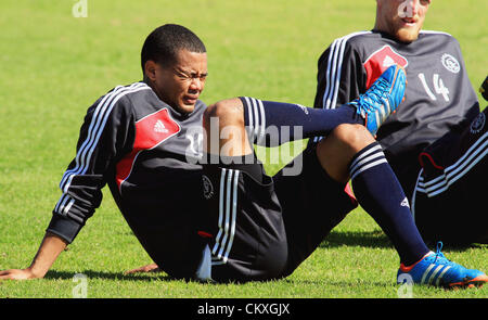 Cape Town, Südafrika. 28. August 2012.  Granwald Scott während der Trainingseinheit Ajax Cape Town und Pressekonferenz in Ikamva am 28. August 2012 in Kapstadt, Südafrika-Foto von Grant Pitcher / Gallo Images / Alamy Live News Stockfoto