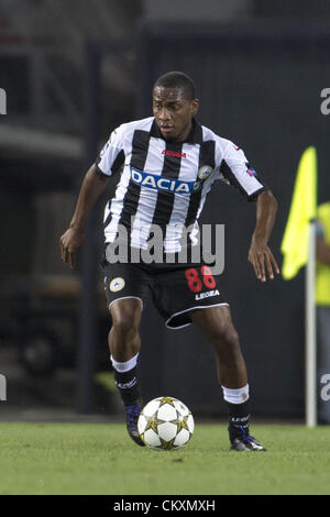 Udine, Italien. 28. August 2012. Derive (Udinese), 28. August 2012 - Fußball / Fußball: UEFA Champions League Play-off 2. Bein match zwischen Udinese 1 (4-5) 1 Sporting Braga im Stadio Friuli in Udine, Italien. (Foto von Maurizio Borsari/AFLO) Stockfoto