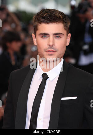 ZAC EFRON UM JEDEN PREIS. UA. 69. Venedig FILM FESTIVAL Venedig Italien 31. August 2012 Stockfoto