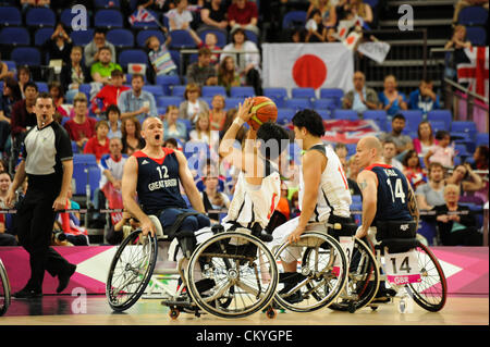 03.09.2012 London, England. Basketball-Arena. Shingo Fuji in Aktion für Japan während Tag 5 der Paralympics vom Olympiastadion entfernt. Stockfoto