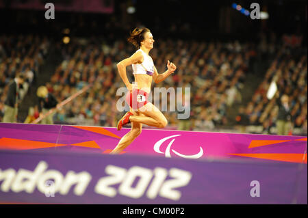 05.09.2012 London, England. Olympia-Stadion. Frauen 1500m T20 Finale. Barbara Niewiedzial (POL) in Aktion während der 7. Tag der Paralympics vom Olympiastadion entfernt. Stockfoto