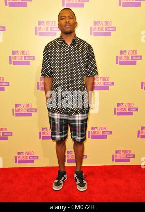 Frank Ocean im Ankunftsbereich für 2012 MTV Video Music Awards VMA - Ankünfte, STAPLES Center, Los Angeles, CA 6. September 2012. Foto von: Dee Cercone/Everett Collection Stockfoto