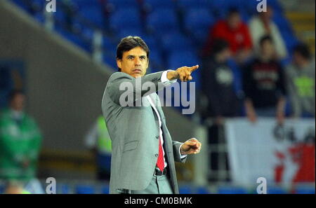 Cardiff, Wales, UK. Freitag, 7. September 2012 im Bild: Chris Coleman-Manager für Wales Schreie Intructions auf seine Spieler.  Re: FIFA 2014 World Cup Qualifier, Wales / Belgien im Cardiff City Stadium, Südwales. Stockfoto