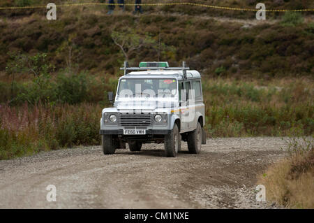 14. September 2012 - Teufelsbrücke - Mid-Wales: WRC Wales Rallye GB SS6 Myherin Bühne: WRC Land Rover 4 x 4 Überprüfung der Bühne. Stockfoto