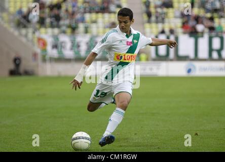 Danzig, Polen 15. September 2012 Lechia Gdansk Defet Piast Gliwice 1:2 bei polnischen Extraliga Fußballspiel auf PGE Arena Stadion. Ricardinho in Aktion während des Spiels Stockfoto