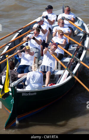 15. September 2012. Fluss Themse London, England, Vereinigtes Königreich.  Die Great River Race. Stockfoto