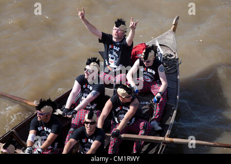 15. September 2012. Fluss Themse London, England, Vereinigtes Königreich.  Die Great River Race. Stockfoto