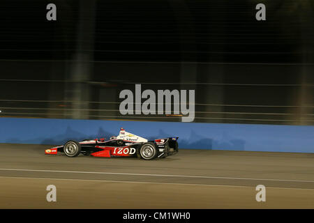 15. September 2012 - Fontana, Kalifornien, USA - Indycar, MAV TV 500, Fontana, CA, September 12-15 2012, RYAN BRISCOE, Team Penske (Kredit-Bild: © Ron Bijlsma/ZUMAPRESS.com) Stockfoto