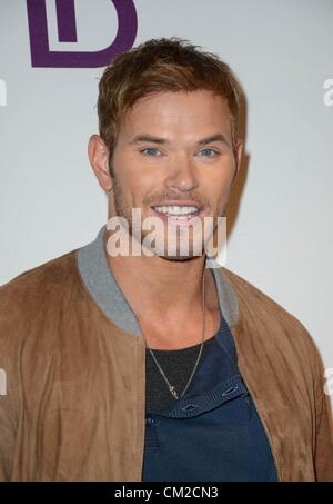 Kellan Lutz im Ankunftsbereich für Kellan Lutz startet iD Gum für Teens, Helen Mills, New York, USA. 19. September 2012. Stockfoto