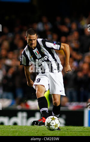 19. Sep 2012 spielte London, England, Juventus Turins italienischen Verteidiger Leonardo Bonucci während der Fußball-UEFA Champions League-match zwischen Chelsea (GBR) und Juventus Turin (ITA) an der Stamford Bridge. Obligatorische Kredit: Mitchell Gunn/ESPA Stockfoto