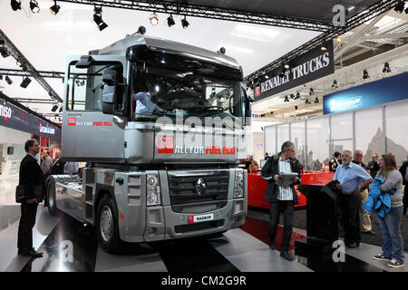 Neuer Renault Magnum LKW auf der Internationalen Automobilausstellung für Nutzfahrzeuge Stockfoto