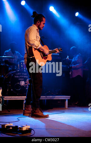 Sep 21, 2012 - Austin, Texas, US - Citizen Cope spielt live auf der Bühne bei Stubbs in Austin (Credit-Bild: © Sandra Dahdah/ZUMAPRESS.com) Stockfoto