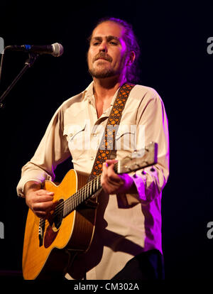 Sep 21, 2012 - Austin, Texas, US - Citizen Cope spielt live auf der Bühne bei Stubbs in Austin (Credit-Bild: © Sandra Dahdah/ZUMAPRESS.com) Stockfoto