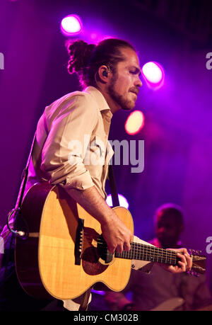 Sep 21, 2012 - Austin, Texas, US - Citizen Cope spielt live auf der Bühne bei Stubbs in Austin (Credit-Bild: © Sandra Dahdah/ZUMAPRESS.com) Stockfoto