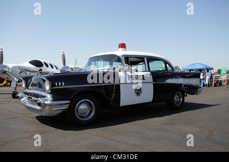 EL MONTE, Kalifornien, USA - 23. September 2012 - ein Vintage El Monte Polizeifahrzeug auf dem Display an der El Monte Luftfahrtmesse in Kalifornien Stockfoto