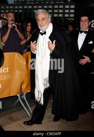 Placido Domingo Ankünfte 2012 Metropolitan Opera Opening Night Gala - Donizettis L'Elisir d ' Amore Lincoln Center New York NY Stockfoto