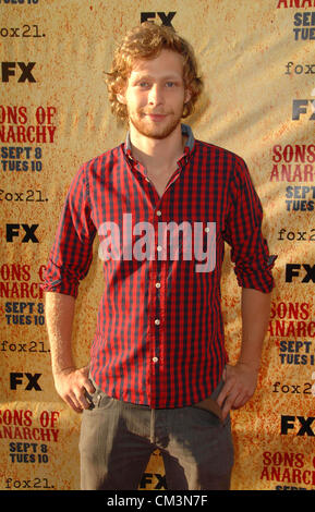 27. September 2012 - Los Feliz, Kalifornien, USA - Johnny Lewis, erschien ehemaliger "Sons of Anarchy" Schauspieler aus dem Gefängnis eine Woche zuvor tot in seiner Einfahrt gefunden wird. Die Polizei sagt, er ist der einzige Verdächtige in den Mord an seiner Vermieterin. Lewis ist der Ex Freund von Katy Perry. Bild: 23. August 2009 - Hollywood, Kalifornien, USA - JOHNNY LEWIS während der Saison zwei Premiere Screening von "Sons of Anarchy'' im Paramount Theater. Stockfoto