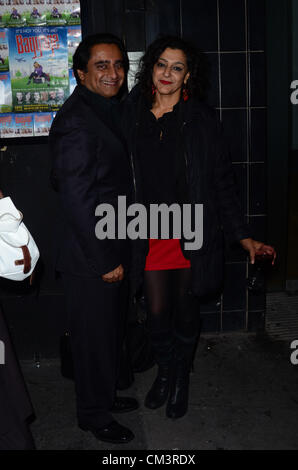 27. September 2012: Meera Syal, Sanjeev Bhaskar OBE, "Viel Lärm um nichts" Presse Nacht besuchen, bei Noel Coward Theatre, London, UK Stockfoto