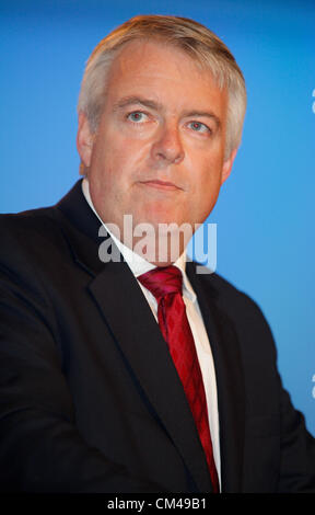 CARWYN JONES erster MINISTER von WALES 1. Oktober 2012 MANCHESTER Stadtzentrum von MANCHESTER ENGLAND Stockfoto