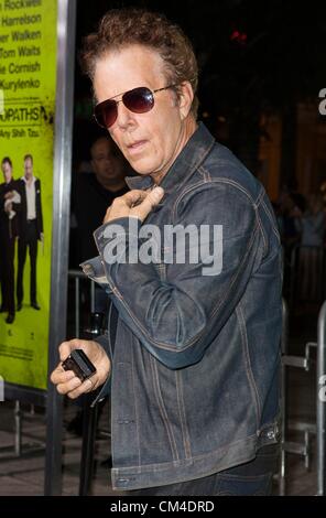 USA. Tom Waits im Ankunftsbereich für sieben PSYCHOPATHEN Premiere, Bruin Theater, Los Angeles, CA 1. Oktober 2012. Foto von: Emiley Schweich/Everett Collection / Alamy live-News. Stockfoto