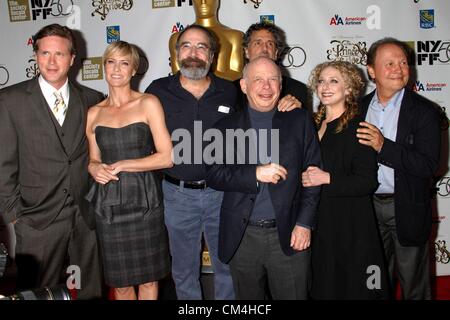 Besetzung (L-R) Cary Elwe, Robin Wright, Mandy Patinkin, Wallace Shawn, Chris Sarandon, Carol Kane, Billy Crystal im Ankunftsbereich für THE PRINCESS BRIDE Screening beim New York Film Festival 2012, Alice Tully Hall im Lincoln Center, New York, NY 2. Oktober 2012. Foto: F. Burton Patrick/Everett Collection / Alamy live-News. USA. Stockfoto