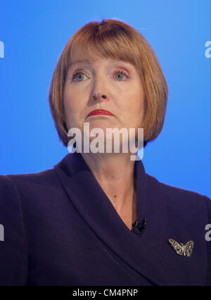 HARRIET HARMAN MP Schatten VIZEPREMIERMINISTER 4. Oktober 2012 MANCHESTER Stadtzentrum von MANCHESTER ENGLAND Stockfoto