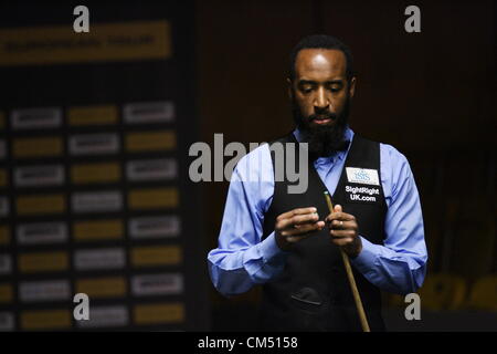 Gdynia, Polen 5. Oktober 2012 Snooker Spieler Tour Championship Gdynia Open 2012 einen Teil der European Tour Snooker. Rory McLeod während des Spiels gegen Ken Doherty Stockfoto