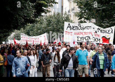 Thessaloniki, Griechenland. 9. Oktober 2012. Gewerkschaften und Oppositionsparteien im hoch verschuldeten Griechenland organisieren Demonstrationen im nördlichen Griechenland Stadt von Thessaloniki zum protest gegen einen geplanten 6-Stunden-Besuch von Bundeskanzlerin Angela Merkel heute in Athen. Bildnachweis: Konstantinos Tsakalidis / Alamy Live News Stockfoto