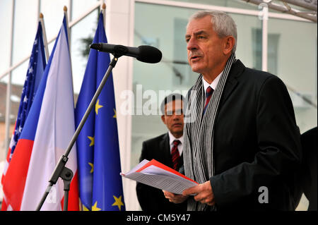 Brno, Tschechische Republik. 12. Oktober 2012. Gesundheitsministerin Leos Heger spricht bei der Eröffnungsfeier des International Clinical Research Center in St.-Annen University Hospital (FNUSA-IKRK) in Brno, Tschechische Republik, 12. Oktober 2012. (Foto/Vaclav Salek CTK) Stockfoto