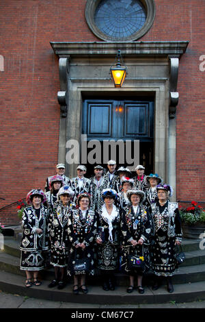 14. Oktober 2012, ernten Pearly Kings & Queens Festival St. Pauls Kirche, Covent Garden, London, UK. Stockfoto