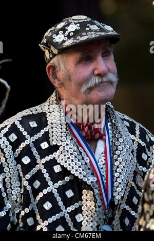 14. Oktober 2012, ernten Pearly Kings & Queens Festival St. Pauls Kirche, Covent Garden, London, UK. Stockfoto