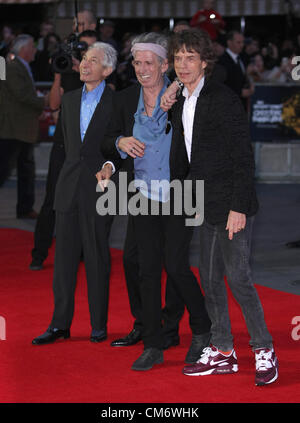 CHARLIE WATTS KEITH RICHARDS MICK JAGGER CROSSFIRE HURRICANE. FÜHRENDE 56. BFI LONDON FILM FESTIVAL LONDON ENGLAND UK 18 Oc Stockfoto