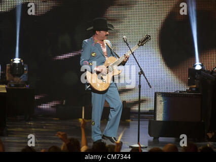 18. Oktober 2012 führt - Los Angeles, Kalifornien, USA - Los Tucanes de Tijuana auf der Premios Billboard De La Musica Mexica im Shrine Auditorium am Donnerstag, 18. Oktober 2012 in Los Angeles, Kalifornien. . ARMANDO ARORIZO (Kredit-Bild: © Armando Arorizo/Prensa Internacional/ZUMAPRESS.com) Stockfoto