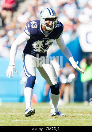 21. Oktober 2012 - Charlotte, North Carolina, USA - Cowboys DB GERALD SENSABAUGH (43) bei den Dallas Cowboys vs. Carolina Panthers Football-Spiel. Die Cowboys besiegen die Panthers 19 -14. (Kredit-Bild: © Anantachai Brown/ZUMAPRESS.com) Stockfoto