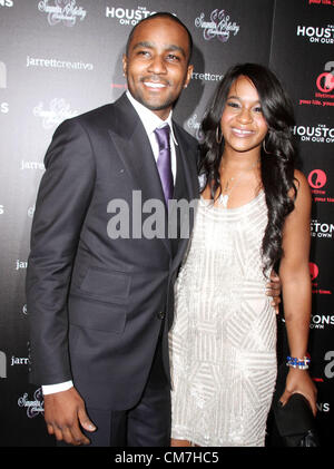 22. Oktober 2012 - New York, New York, USA - NICK GORDON und BOBBI KRISTINA BROWN besuchen die Premierenfeier für die neue Reality-Show "The Houstons: On Our Own" im Tribeca Grand Hotel. (Bild Kredit: Nancy Kaszerman/ZUMAPRESS.com ©) Stockfoto