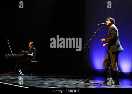 Sparks spielt The Brighton Dome am 25.10.2012 im Brighton Dome, Brighton. Bild von Julie Edwards Stockfoto