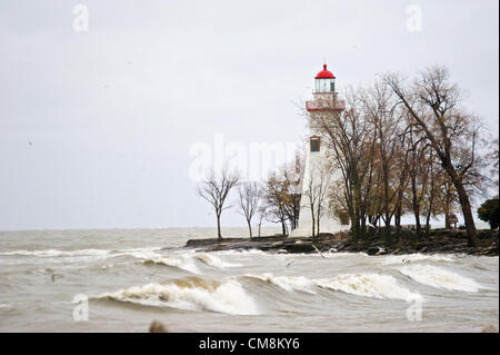 Starke Winde treffen am See/Marblehead Ohio als Hurrikan Sandy die Ostküste der USA trifft Stockfoto