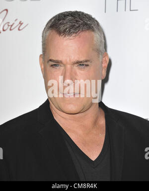 29. Oktober 2012 - Los Angeles, Kalifornien, USA - Ray Liotta Teilnahme an der Los Angeles Premiere '' The Details '' am Arclight Theater in Hollywood, Kalifornien am 29. Oktober 2012 statt. 2012 (Kredit-Bild: © D. Long/Globe Photos/ZUMAPRESS.com) Stockfoto