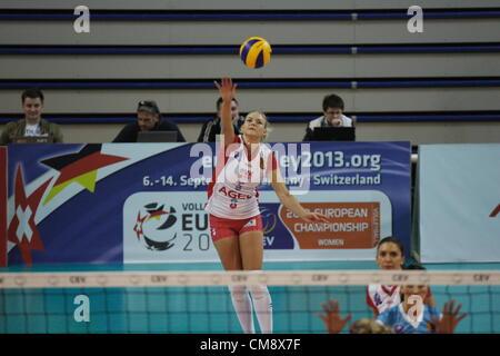 Sopot, Polen 30. Oktober 2012. 2013 ist CEV Volleyball Champions League Spiel Sopot. Anna Velikiy (5) in Aktion während Atom Trefl Sopot (Polen) V VK Agel Prostejov (Tschechien) Spiel Stockfoto