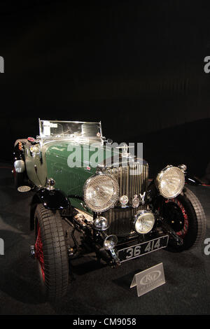 RM Auktionen Vorschau auf 90iconic Autos unter dem Hammer am Mittwoch im Battersea Park Evolution Centre. Zu die Höhepunkten ist 1936 Bentley 4 1/2 Liter Tourer. Schätzung: £87.000 Ð £120.000)... London, Vereinigtes Königreich.  30 10 2012 Stockfoto