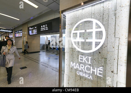 1. November 2012 - News: Landschaft nahe Osaka Station in Osaka, Japan.  (Foto von Akihiro Sugimoto/AFLO) [1080] Stockfoto