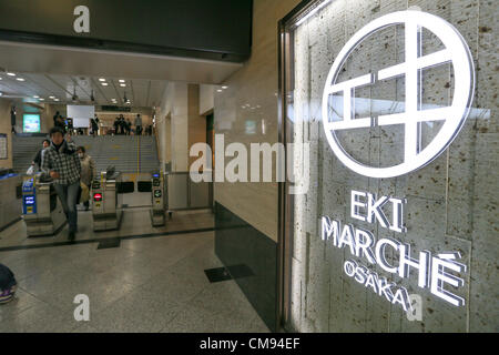 1. November 2012 - News: Landschaft nahe Osaka Station in Osaka, Japan.  (Foto von Akihiro Sugimoto/AFLO) [1080] Stockfoto