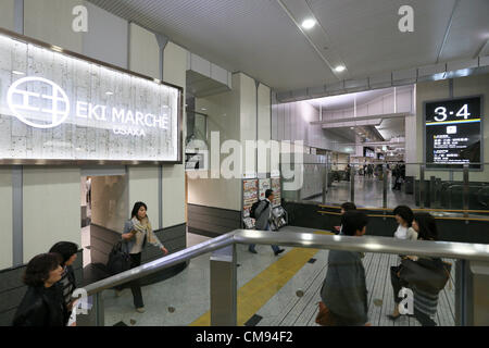 1. November 2012 - News: Landschaft nahe Osaka Station in Osaka, Japan.  (Foto von Akihiro Sugimoto/AFLO) [1080] Stockfoto