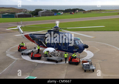 Penzance, Großbritannien. 31. Oktober 2012. Am Ende eines EraÉThe letzten regelmäßigen Hubschrauber Passagier-Service in Großbritannien endete gestern 31. Oktober 2012 lief der britische internationale Hubschrauber-Flüge von Penzance in Cornwall, die Insel von Str. Marys in die Isles of Scilly.  Bild: DORSET MEDIENDIENST Stockfoto