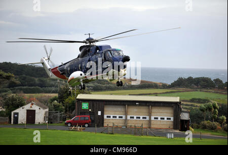 Penzance, Großbritannien. 31. Oktober 2012. Am Ende eines EraÉThe letzten regelmäßigen Hubschrauber Passagier-Service in Großbritannien endete gestern 31. Oktober 2012 lief der britische internationale Hubschrauber-Flüge von Penzance in Cornwall, die Insel von Str. Marys in die Isles of Scilly.  Bild: DORSET MEDIENDIENST Stockfoto