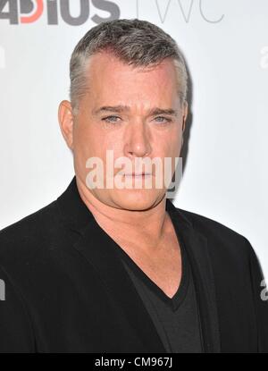 29. Oktober 2012 - Los Angeles, Kalifornien, USA - Ray Liotta Teilnahme an der Los Angeles Premiere '' The Details '' am Arclight Theater in Hollywood, Kalifornien am 29. Oktober 2012 statt. 2012 (Kredit-Bild: © D. Long/Globe Photos/ZUMAPRESS.com) Stockfoto