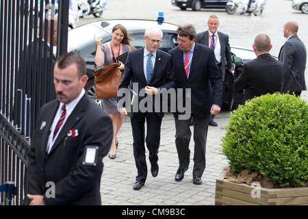 EU-Gipfel, Académie Royal de Belgique, Brüssel. 28.06.2012 zeigt Bild Herman Van Rompuy, Präsident des Europäischen Rates Ankunft am Europäischen Volkspartei Party treffen in Brüssel im Academie Royal de Belgique. Stockfoto