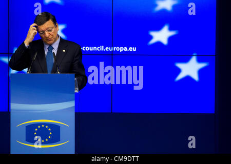 EU-Gipfel, Justus-Lipsius-Gebäude in Brüssel. 28.06.2012 zeigt Bild José Manuel Barroso, Präsident der Europäischen Kommission in der wichtigsten Medien-Halle im Europäischen Parlament Brüssel auf dem EU-Gipfel heute. Stockfoto