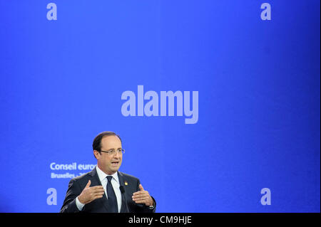 29. Juni 2012 - Brüssel, Bxl, Belgien - der französische Präsident Francois Hollande hält Pressekonferenz am Ende des EU-Gipfels in Brüssel am 29.06.2012 von Wiktor Dabkowski (Credit-Bild: © Wiktor Dabkowski/ZUMAPRESS.com) Stockfoto