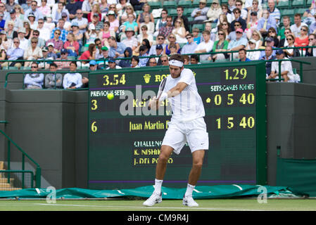 30.06.2012 der All England Lawn-Tennis and Croquet Club. London, England. Juan Martin Del Potro auf Court 1 während des Spiels zwischen Kei Nishikori (JPN) V Juan Martin Del Potro (ARG) in The Championships Wimbledon Lawn Tennis Club - London Stockfoto